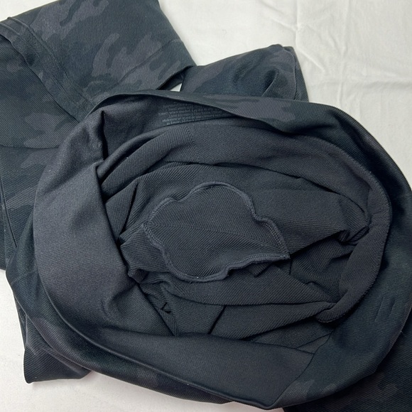 Spanx Camo Leggings XL - Picture 5 of 7